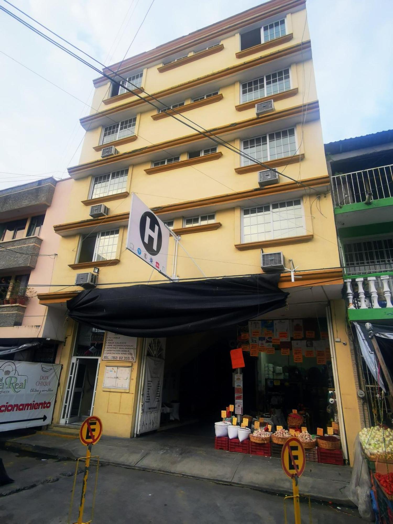 Hotel Casa Real Poza Rica Esterno foto